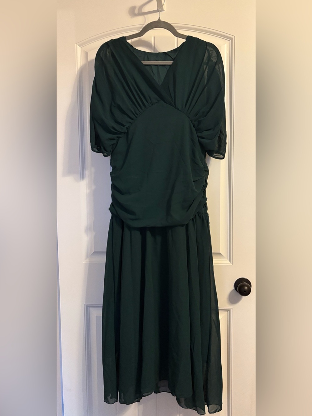 Ruched Midi Dress in Green Size Large
